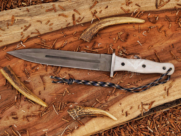 Big Dagger – D2 Steel Boar Hunting Knife with Beige Micarta Handle