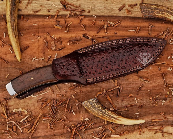 D2 Steel Hunting Bushcraft Knife: Mirror Polish Blade