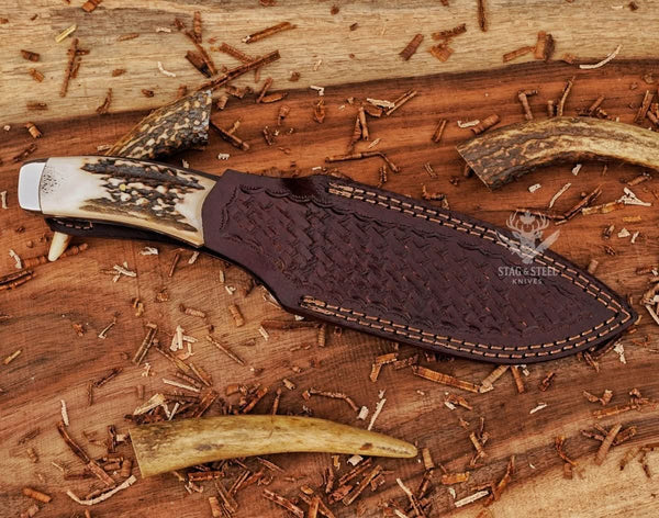 Hunting Bushcraft Knife - VG10 Stainless Damascus Steel Blade