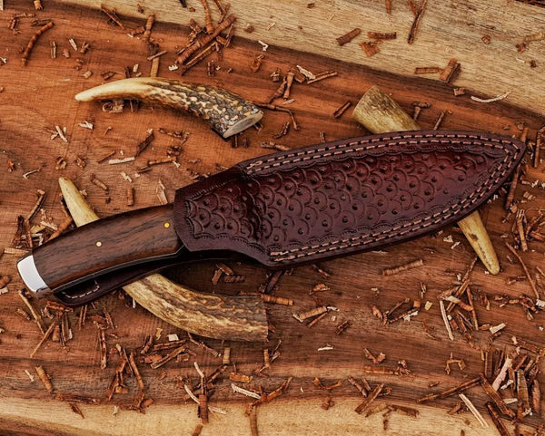 Hunting Bushcraft Knife - VG10 Stainless Damascus Steel Blade