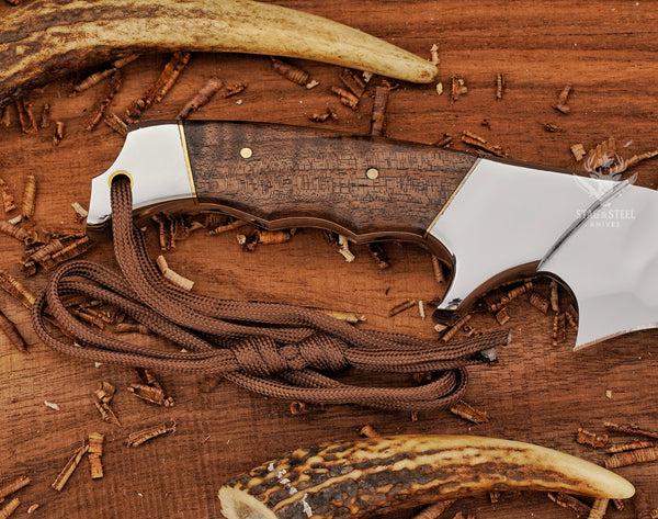Best bowie knife with walnut wood handle