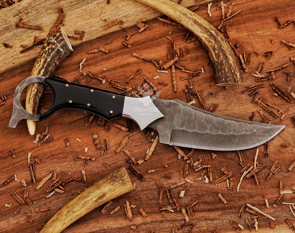 Custom ringtail hunting knife with D2 steel blade
