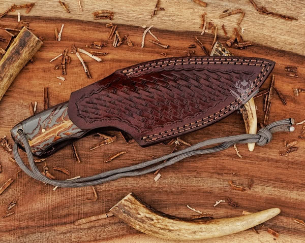 Handmade Damascus skinning knife with leather sheath