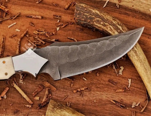 Ringtail hunting knife ideal for camping and outdoor use