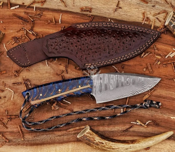 fixed blade skinning knife