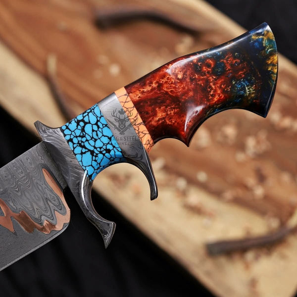Copper damascus bowie knife's turquoise & Exotic resin handle Close Up
