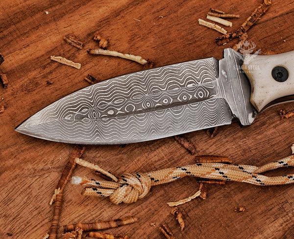 Damascus Steel Boar Hunting Knife – Hand Forged Survival Blade with Camel Micarta Handle & Leather Sheath