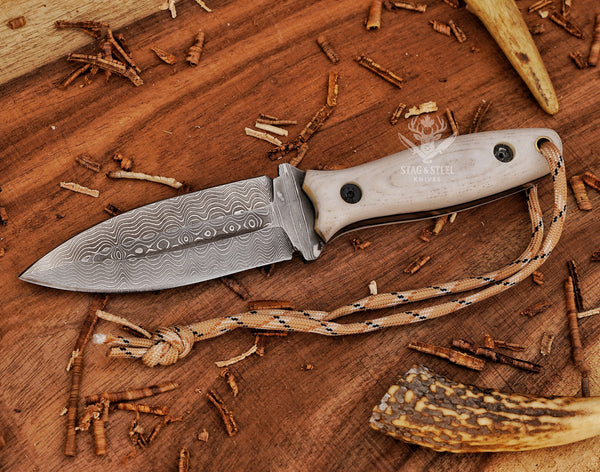 Damascus Steel Boar Hunting Knife – Hand Forged Survival Blade with Camel Micarta Handle & Leather Sheath