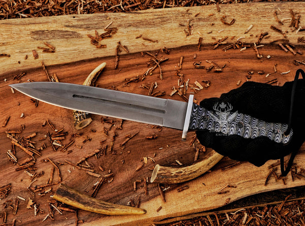 Big Dagger – D2 Steel Boar Hunting Knife with Black Micarta Handle