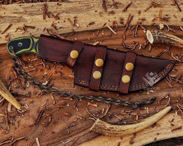 Custom Tracker Knife – Tom Brown-Inspired Stainless Steel Damascus,Green Micarta Handle, Dual-Wear Leather Sheath