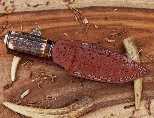 Handmade Damascus Skinner Knife – Stag Horn Handle, 8.75″ EDC & Hunting Knife with Leather Sheath