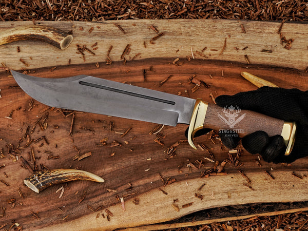 Custom Dundee Bowie Knife – Handmade Survival D2 steel Knife with Walnut Wood Handle & Sheath