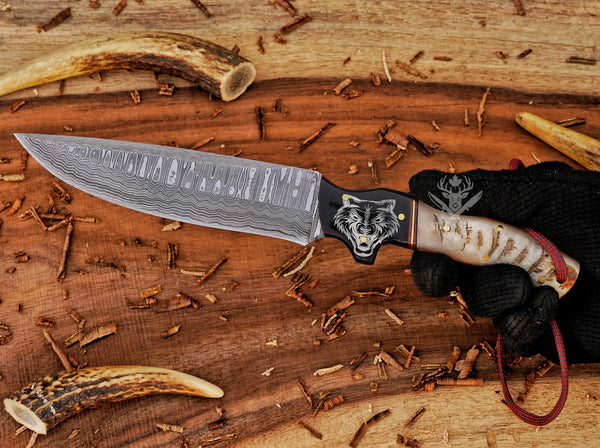 Custom Damascus Hunting Knife – CamelBone+RamHorn Handle –Handmade Engraved Wolf Sheath – Full Tang