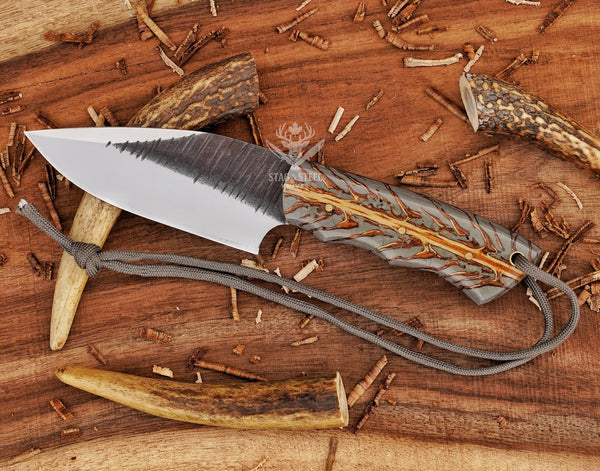 Best skinning knife for hunters featuring handmade D2 blade